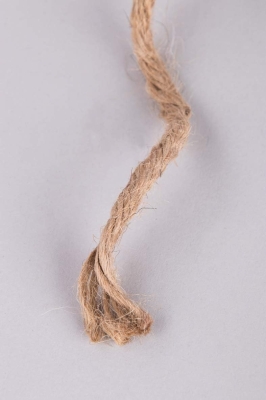 68c1f0a1c8d8643a41271bec8fe4a74c2a9ed346a9c95c233d7a0.jpg Rayher Hilo de Yute, Sextuple, 6mm Ø, Natural, Bobina 120m