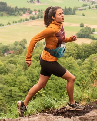 68dbb034694631c65e274e659e6e6899f756e0817cb0001867190.jpg Waterfly Riñonera Senderismo Excursionismo Running: Riñonera Deportiva con Soporte para Botellas Bolsa de Cintura para Correr Senderismo Hombre Mujer